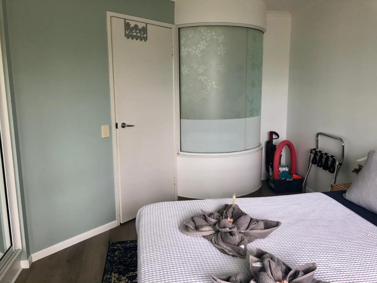 Apartment In 4* Resort - Pool Views - Great Location Noosaville Bagian luar foto