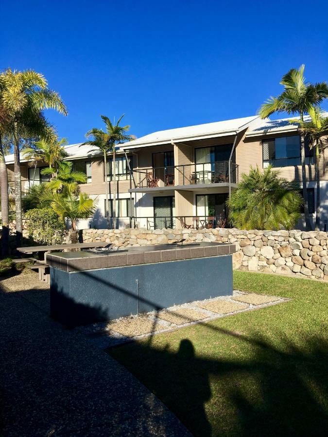 Apartment In 4* Resort - Pool Views - Great Location Noosaville Bagian luar foto